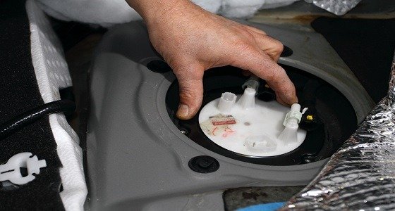 كيفية تنظيف دورة الوقود والبخاخات