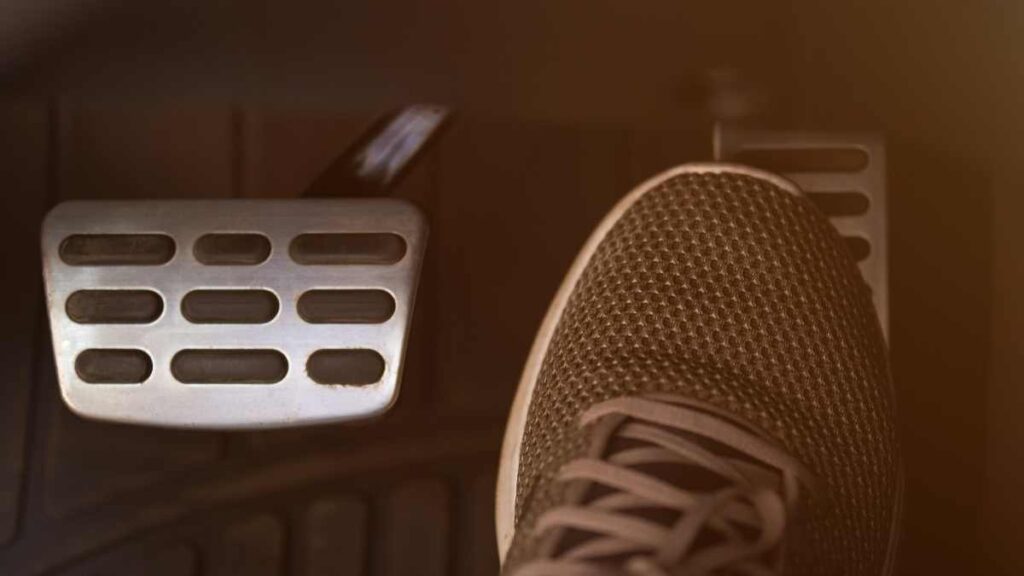 10 Reasons Why Your Car Jerks While Accelerating