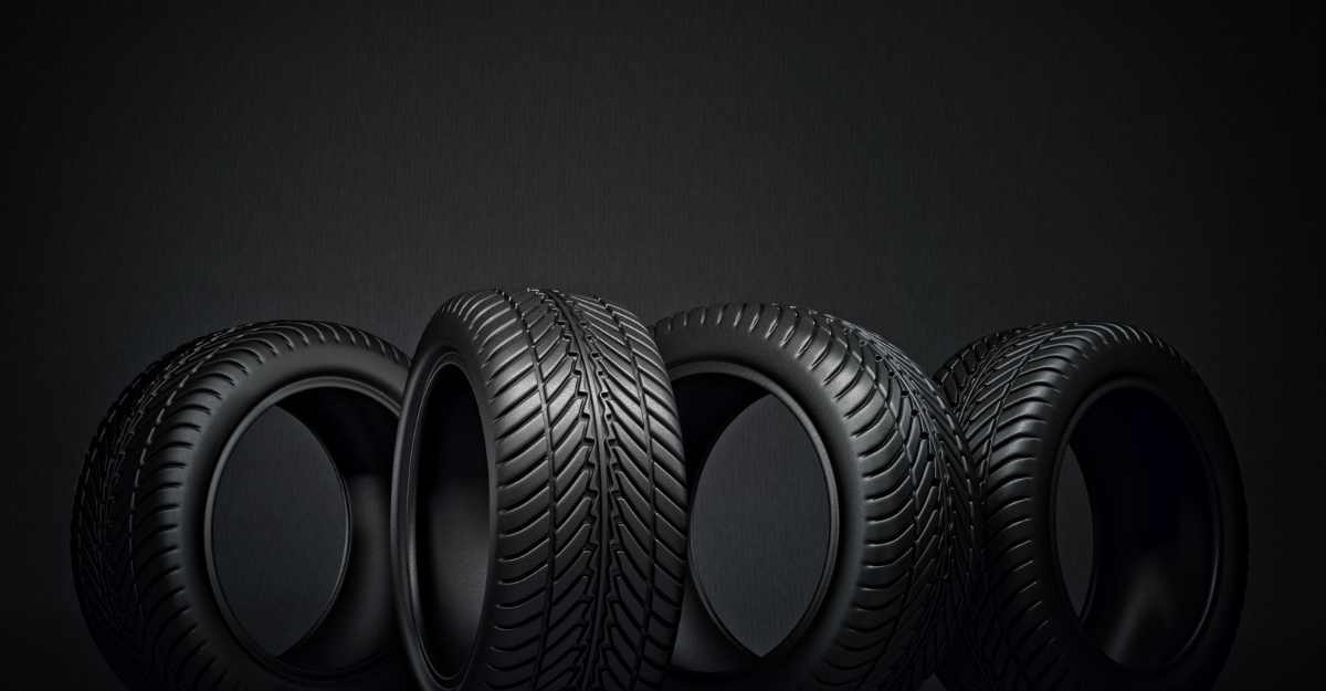 Choosing the Right Tires for Dubai’s Roads: A Complete Guide
